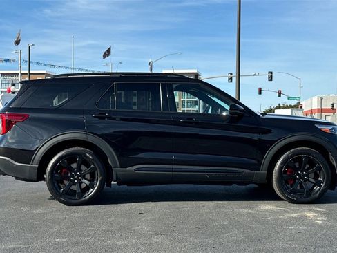 Certified 2022 Ford Explorer ST w/ Equipment Group 401A image 2
