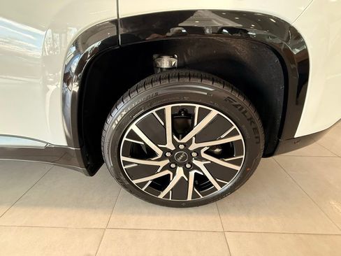 New 2025 Jeep Wagoneer S Limited image 17