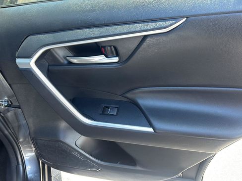 Used 2024 Toyota RAV4 XLE FWD image 19
