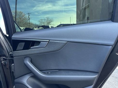 Used 2021 Audi A4 2.0T Premium w/ Convenience Package image 19