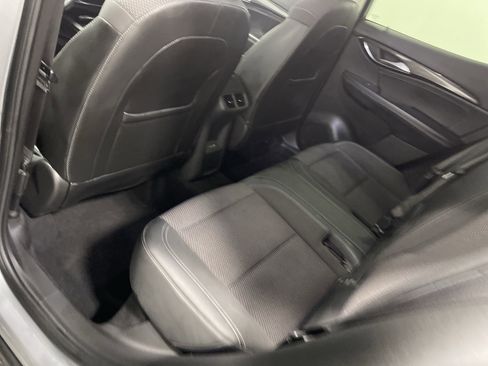 Used 2023 Buick Envision Preferred image 17