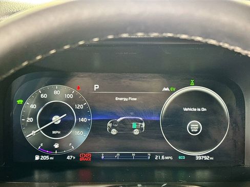 Certified 2023 Kia Sorento SX Prestige w/ Panoramic Sunroof Package image 14