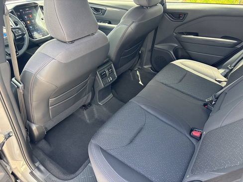 Certified 2025 Subaru Forester Premium w/ Convenience Package #1 AWD/4WD image 16