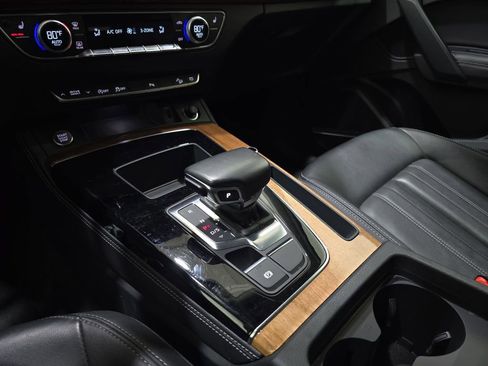 Used 2023 Audi Q5 2.0T Premium Plus image 25