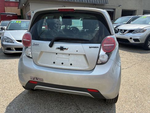 Used 2015 Chevrolet Spark LT FWD image 4