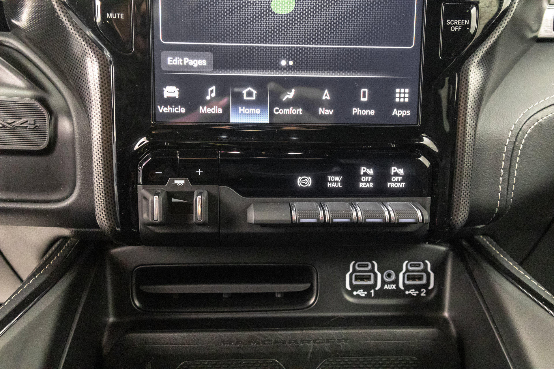 Used 2023 RAM 2500 Limited AWD/4WD image 28