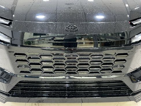 New 2026 Toyota RAV4 XSE w/ Weather Package AWD/4WD image 4