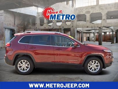 Used 2017 Jeep Cherokee Latitude w/ Comfort/Convenience Group