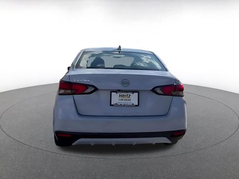 Used 2025 Nissan Versa SV image 12