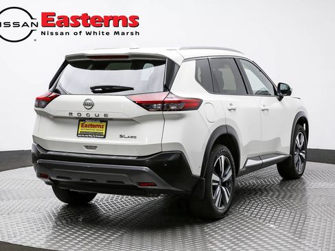 Used 2023 Nissan Rogue SL w/ SL Premium Package image 5