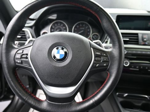 Used 2017 BMW 330i xDrive Sedan image 11