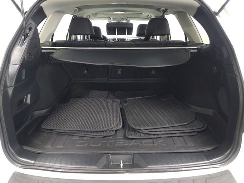 Used 2019 Subaru Outback 2.5i Limited w/ Popular Package #2 AWD/4WD image 11