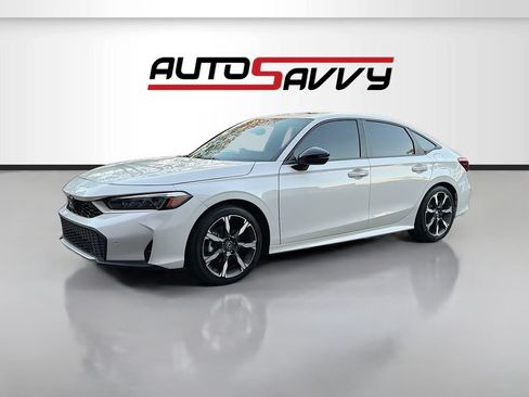 Used 2025 Honda Civic Sport image 3