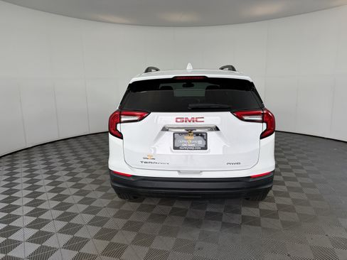 Used 2023 GMC Terrain SLE w/ Driver Convenience Package AWD/4WD image 9
