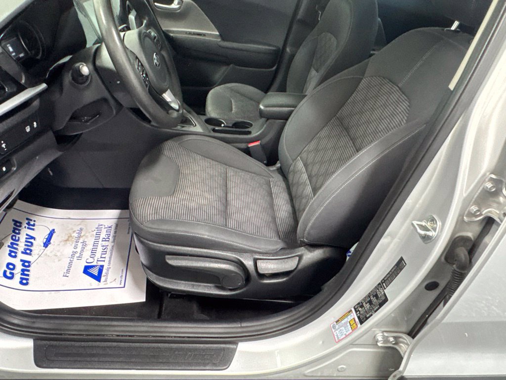Used 2020 Kia Niro LX FWD image 17