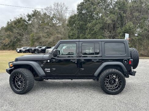 Used 2019 Jeep Wrangler Unlimited Sport S image 11