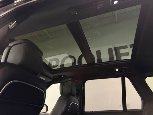 Used 2022 Land Rover Range Rover SV Autobiography Dynamic AWD/4WD image 15