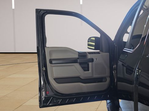 Used 2018 Ford F150 XL w/ Equipment Group 101A Mid AWD/4WD image 10