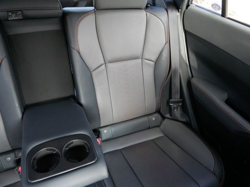 Used 2024 Subaru Crosstrek 2.5i Limited image 12