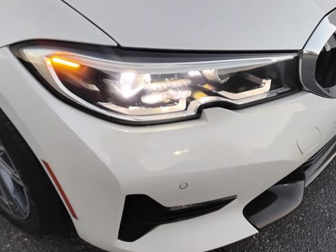 Used 2021 BMW 330i Sedan w/ Convenience Package image 8