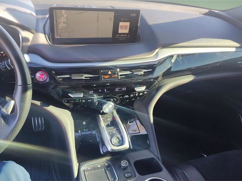 Used 2023 Acura MDX A-Spec image 9