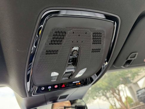 New 2026 Cadillac Lyriq Luxury AWD/4WD image 27