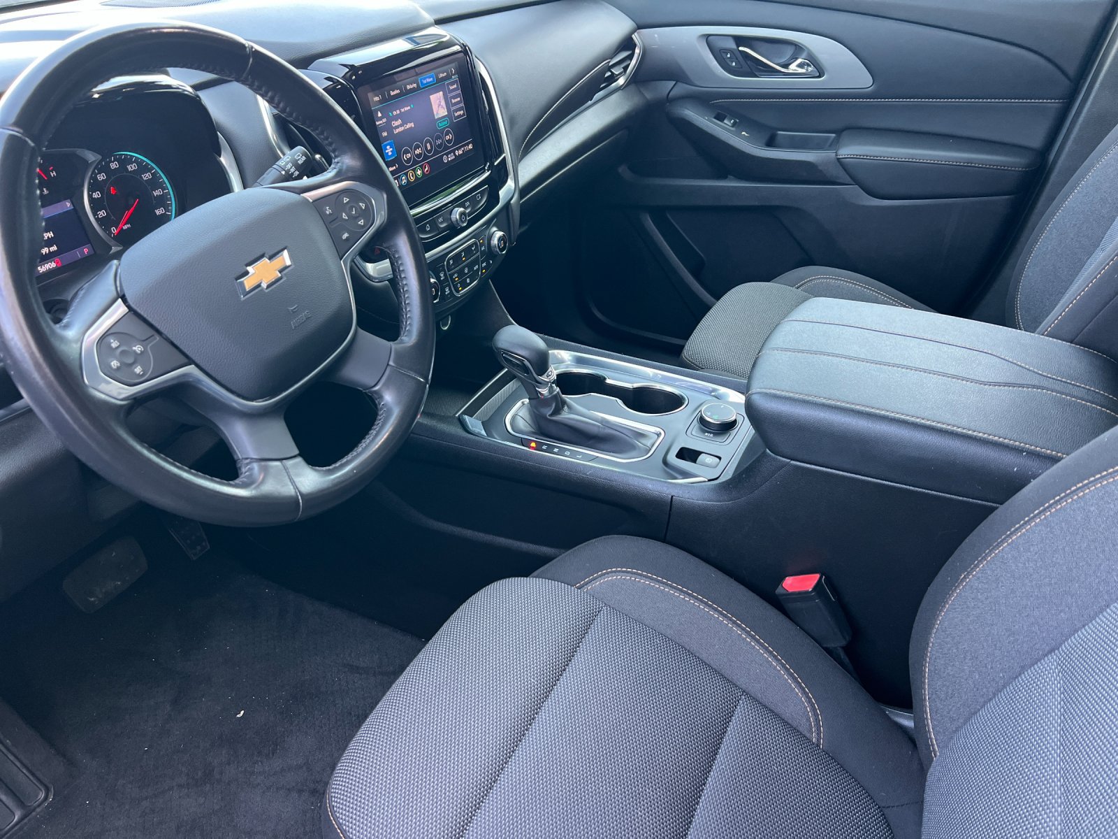 Used 2021 Chevrolet Traverse LT FWD image 10