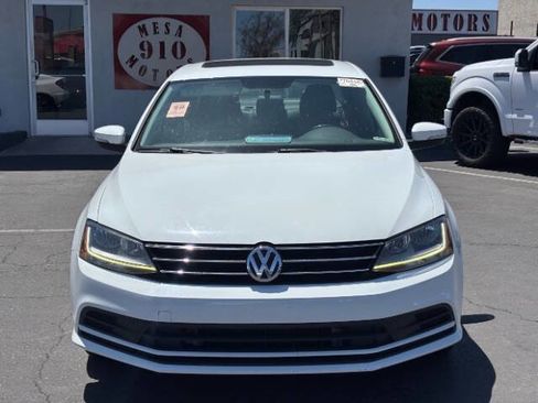 Used 2017 Volkswagen Jetta SE FWD image 8