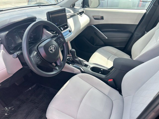 Used 2024 Toyota Corolla Cross L FWD image 37
