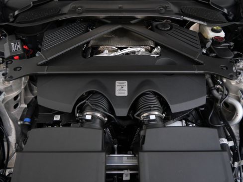 New 2026 Aston Martin V8 Vantage S image 22