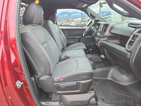 Used 2021 RAM 3500 Tradesman w/ Chrome Appearance Group image 14