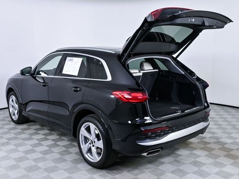Used 2025 Audi Q5 Prestige image 34