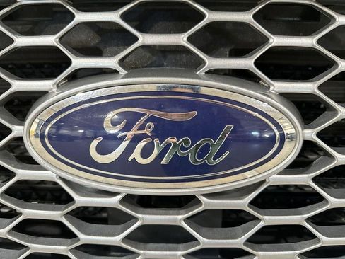 Used 2024 Ford Edge SEL image 26