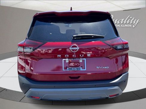 Used 2023 Nissan Rogue SV AWD/4WD image 6
