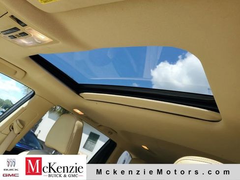 Used 2018 Toyota Highlander XLE FWD image 11