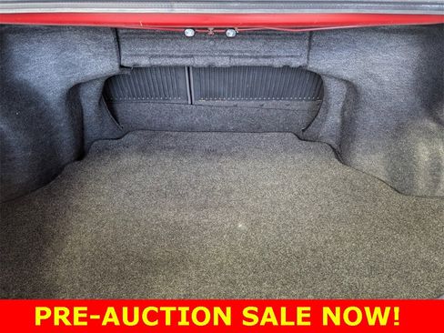 Used 2014 Toyota Camry L image 21