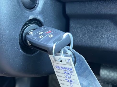 Certified 2025 Volkswagen Jetta S image 28