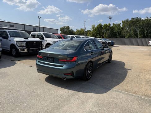 Used 2020 BMW 330i Sedan w/ Premium Package RWD image 5