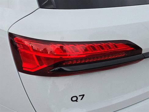 Used 2026 Audi Q7 3.0T Premium Plus w/ Premium Plus Package image 39
