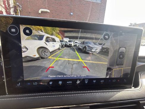 Used 2023 Lincoln Corsair Reserve w/ Equipment Group 201A image 16