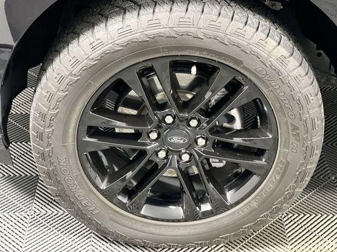 Used 2022 Ford Expedition Max XLT image 11