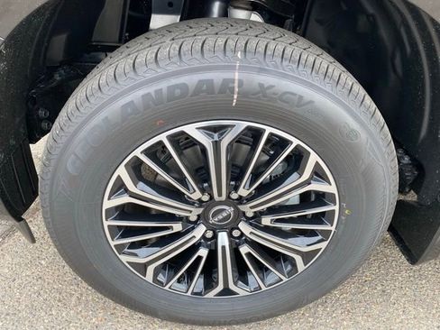 New 2026 Nissan Armada Platinum image 28