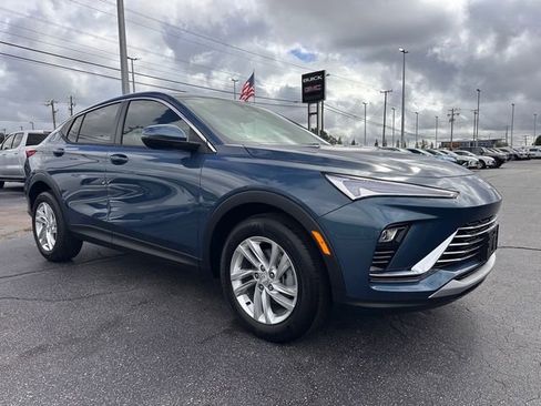 New 2026 Buick Envista Preferred image 2