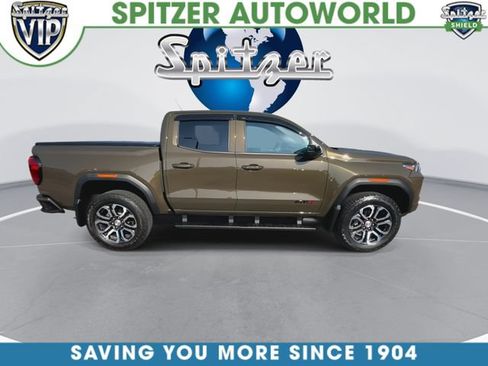 Used 2024 GMC Canyon AT4 AWD/4WD image 9
