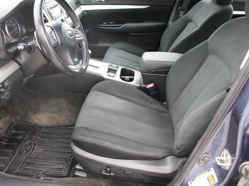 Used 2013 Subaru Legacy 2.5i Premium w/ Popular Pkg 2 AWD/4WD image 12