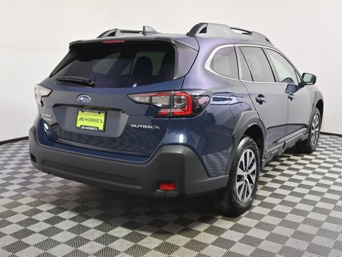 Used 2024 Subaru Outback Premium image 6