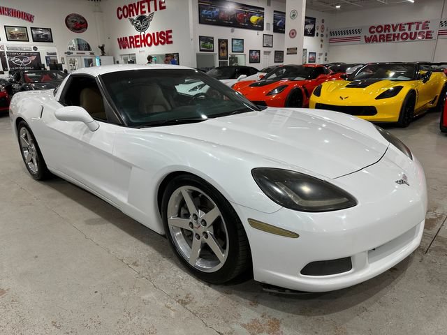 Used 2005 Chevrolet Corvette Coupe w/ Preferred Equipment Group RWD image 5