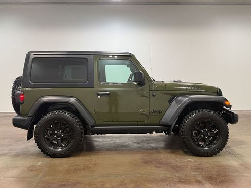Used 2022 Jeep Wrangler Willys image 21