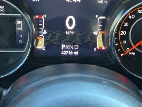 Used 2022 Jeep Wrangler Unlimited Sport AWD/4WD image 23