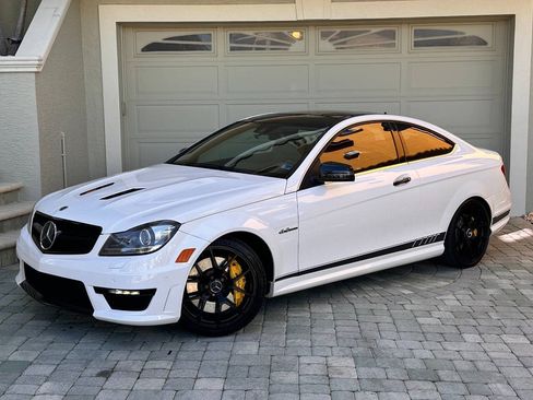 Used 2015 Mercedes-Benz C 63 AMG Coupe image 4